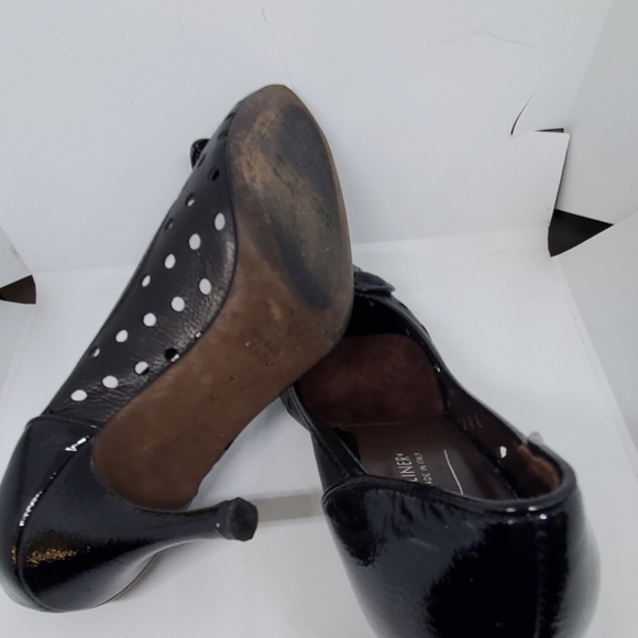Donald J. Pliner Zazas black cut out shoe 7 - Picture 5 of 5